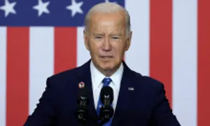 Ông Biden: Loạt drone lạ không gây nguy hiểm Ông Biden: Loạt drone lạ không gây nguy hiểm
