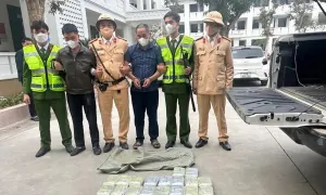 Chủ tịch xã bị bắt cùng ôtô có 34 bánh heroin