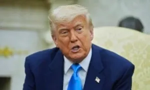 Ông Trump đề xuất Anh khoan dầu, ngừng xây turbine gió Ông Trump đề xuất Anh khoan dầu, ngừng xây turbine gió