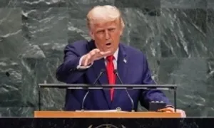 Kế hoạch thu phí khí thải tàu biển đổ bể vì ông Trump