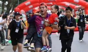 NSND Xuân Bắc, Ali Thục Phương đồng hành Kun Marathon Hà Nội